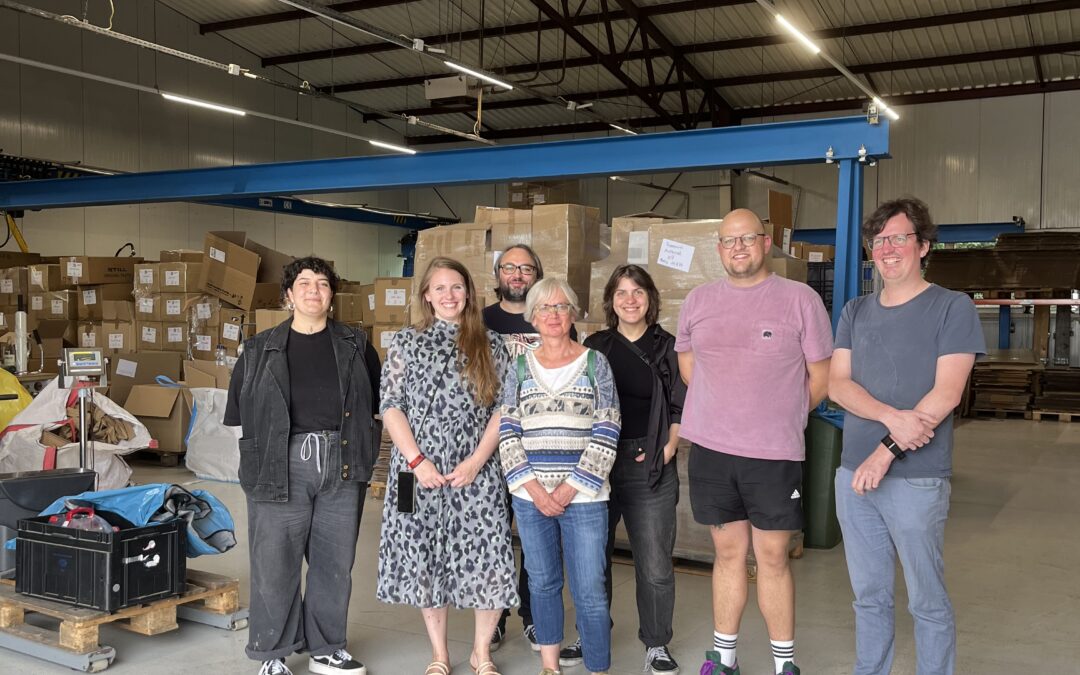 Dortmund hilft:  GRÜNE besuchen „Warehouse“ von Grenzenlose Wärme e.V. 