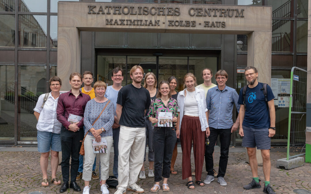 „Ich kann so nicht mehr leben.“ – GRÜNE unterstützen Suizidpräventionsprogramm [U25] 